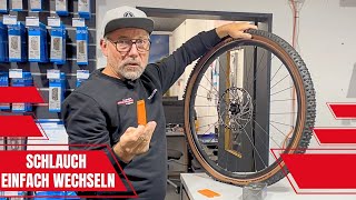 Fahrradschlauch wechseln schnell und einfach  Platten Fahrradreifen reparieren  Schlauch wechseln [upl. by Isis422]