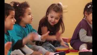 Doris Zuzunaga  Estimulación Musical actividadesinfantiles musicainfantil motricidadgruesa [upl. by Anasus]