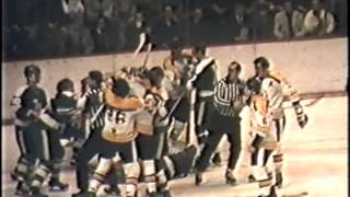 Lorne Gump Worsley Minnesota North Stars  4 Boston Bruins  4 February 7 1971 [upl. by Notfilc]