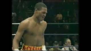 Gerald McClellan v John Mugabi [upl. by Prud]