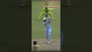 Mohammad Azharuddin Beautiful Batting vs Pakistan [upl. by Darb208]