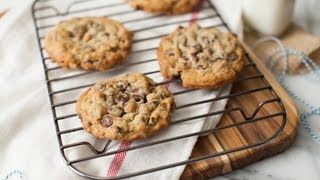 Doubletree Hotel Copycat Chocolate Chip Cookies [upl. by Ancel147]