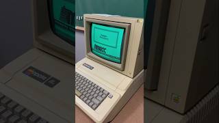 Students playing Number Munchers on an apple e computer from the 80s retrocomputing retrogaming [upl. by Jaal]