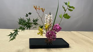 Simple Ikebana Flower Arrangement [upl. by Areemas]