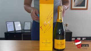 Veuve Clicquot Yellow Label  Champagne Review [upl. by Roehm]