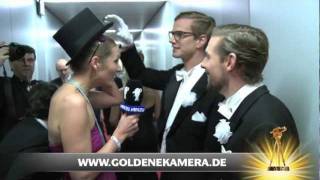 Interview mit Joko Winterscheidt und Klaas HeuferUmlauf  Goldene Kamera 2012 [upl. by Ijuy867]