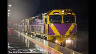 N464 and N466 work SSRs 9098 Deniliquin Grain in the rain at Epsom and Kangaroo Flat 20624 [upl. by Akirea]