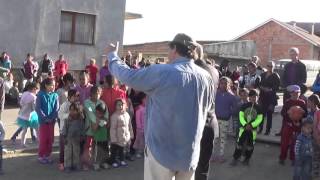 Евангелизация в с Каблешково 042016  Crusade in Kableshkovo  Bulgaria Wayne Leigh [upl. by Naehs847]