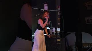 Jazz singer performs live jazz music jazzmusic jazzsigner jazzy livejazz watch Fresia sing jazz [upl. by Titus]