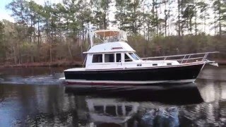 Sabre 42 Flybridge 2001 FIDDLERS GREEN sold by Chuck Grice 22016 [upl. by Annaesor]