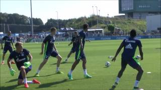 FC Schalke 04 Training 28082016 [upl. by Nolyar]