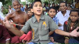 Bangladeshi boy singing baul song [upl. by Loyce478]