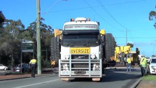 McAleese amp Peter Tippett with Swan Towing as pulls trucks [upl. by Rehm]