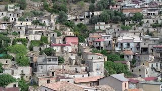 Viaggio a San Luca dove non si volta più  Laltra Italia 03102024 [upl. by Jonathon]