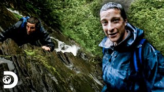 Cruzando un bosque habitado por osos en Alaska  A Prueba de Todo  Discovery Latinoamérica [upl. by Rand488]