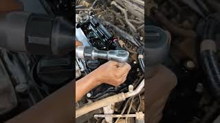 Super easytouse pneumatic ratchet wrench Car Maintenance and Repair viralvideo automobile [upl. by Lonnard]