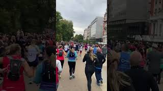 LONDON 🤩 ROYAL PARK HALBMARATHON 😊 AFTER THE START 👍LONG WAY TO FINISH LINE [upl. by Sven75]