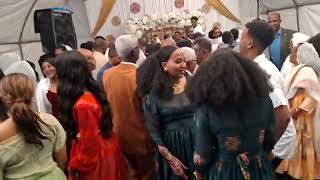 Debesay zegeye weddingደበሳይ ዘገየ ባህላዊ መርዓ [upl. by Tiny]