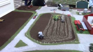 Farm Display at the 2014 St Louis Farm Toy Show by Jacob Yearington and JC Myers [upl. by Nolasba578]