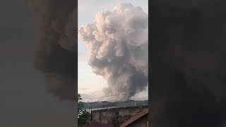 Bulkang Taal Sumabog Ngaung Umaga Dec 3 2024live video [upl. by Padegs]