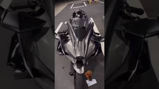 Kawasaki ninja H2r sounds Ninja luxury biker h2r smartphone [upl. by Arrakat453]