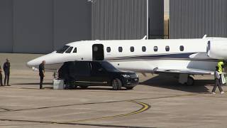 USHERs Melbourne shopping frenzy ends in private plane problem 111118 [upl. by Alletsirhc]