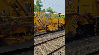 Railway Track laying machine Madurai Div trending indianrailways train highspeedtrain ytshorts [upl. by Zanahs]