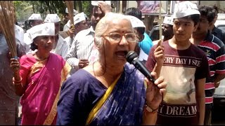 AAP candidate Medha Patkar campaigning in Kannamwar Nagar Mumbai [upl. by Trainor315]