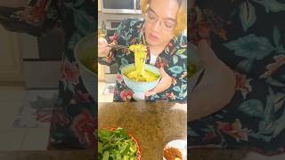 នុំបញ្ចុក សម្លប្រហើរ  Nom Banh Chok  food khmercooking relaxandsmile cambodianfood eating [upl. by Glaser]