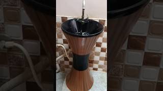 Wash basin ki safai kare aise hamesha chamkta rahe home tips shorts video [upl. by Eceinart]