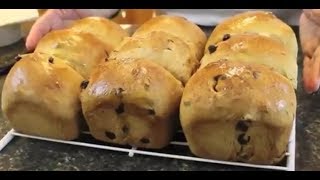 Sweet Molasses Raisin Bread  Traditional Newfoundland  Bonitas Kitchen [upl. by Avilla]