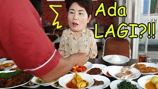 Mamaku pertamakali coba masakan Padang ft jengkol [upl. by Ilah]