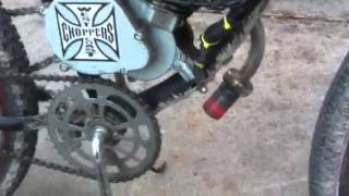 66cc  80cc motorized bike shooting flames out of the exhau [upl. by Anirhtak]