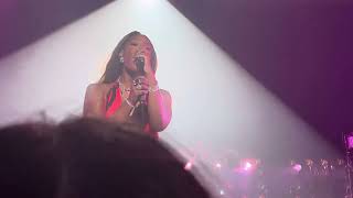 Tems  No Angel live from Miami Born In The Wild Tour short version [upl. by Yeroc]