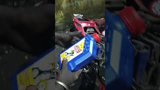 Tvs RTR 4v 200 clutch plate change and engine oil change shortsvideo engine oil virlashort new [upl. by Nyrhtakyram860]