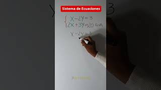 Sistemas de Ecuaciones 2x2 Método de Gauss tutorial algebralineal shorts [upl. by Mame]