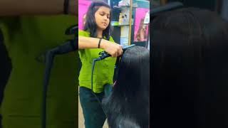 Hair straightening kaise kreshortsviralvideo yoitubeshorts [upl. by Feldman17]