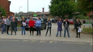 Parents blockade entrance to school [upl. by Eldoria]