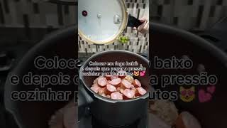 Sobrecoxa assada com batata e linguiça 😋 receitas food comida ideias batata linguiça [upl. by Bartholomew]