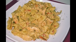 Best Chicken Farfalle Pasta  Pasta Farfalle de Pollo [upl. by Idnahc]