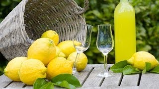 Receta para preparar limoncello Bebidas italianas  Cocteles  Limoncello receta italiana [upl. by Williams909]