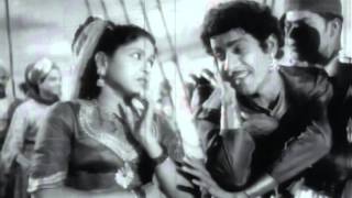 Thillana pattu padi  MGR T R Rajakumari  Puthumai Pithan  Tamil Classic Song [upl. by Hackett]