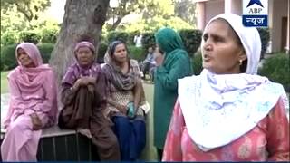 Passengers come in favour of boys beaten up by Rohtak girls in bus [upl. by Tamra]