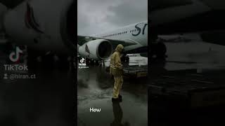 ලංකාවේ කොල්ලෙක් මල්ලි Airport Service Agent RAMP agents daily life in rainy day season Ramp workers [upl. by Anneres]