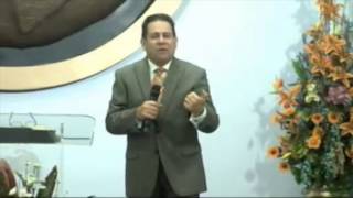 quotPacientemente Esperé a Jehováquot Pastor Rubén Darío Gomez 6 de Oct 2014 [upl. by Aynotal687]