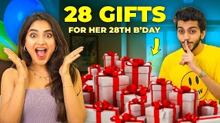 28 Gifts for her 28th Birthday  Surprising My Girlfriend [upl. by Berny440]