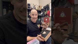 A wow cigar from unlikely source cigarsdaily michaelknowles [upl. by Anoi591]