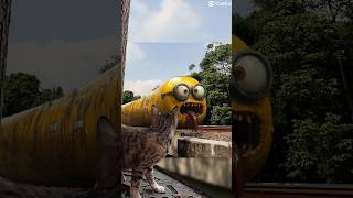 KUCING KAGET ADA KERETA API MINION EXE LEWAT HAMPIR NABRAK train [upl. by Attenauq]