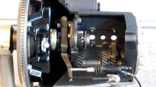 How a clutch works  internals of transmission and clutch assembly [upl. by Imit]