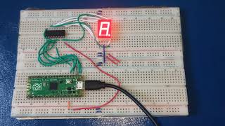 Raspberry Pi Pico  74HC595  MicroPython Code 👇 [upl. by Lubbi]